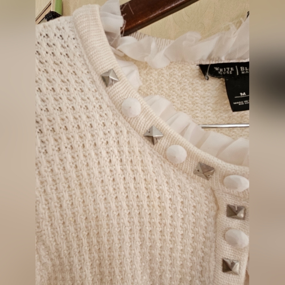 White House Black Market Cream Ruffle/Jewel Detail  Sweater Cardigan-Size Medium - Picture 9 of 12
